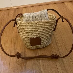 H and M straw bag